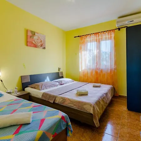 Apartments Jerko Mirca