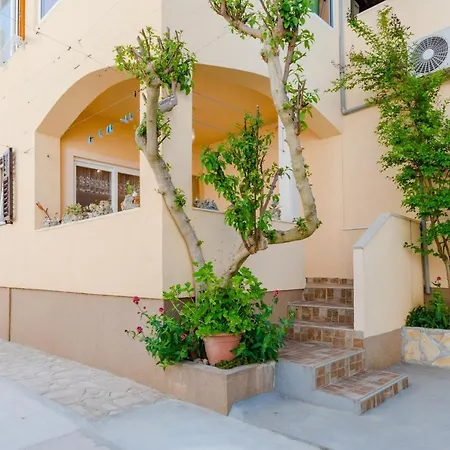 Apartments Jerko Mirca 아파트 Mirce